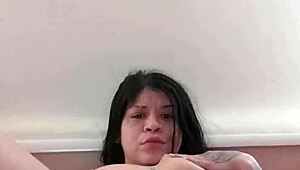 uhh, me toco while i watch u, papi