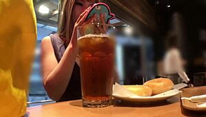 I paid the college girl I met on the app and creampied her in the hotel