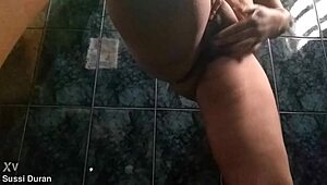 i'm guidin' you to jerk off on webcam, milf style