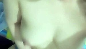 Em Kính Cận Khoẻ Hông Một Mảnh