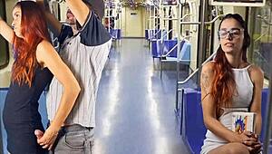 Pervertido Goza Nos Peitos Da Passageira De Ônibus Em Público