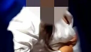 video casero real �mi vecina culona juega con su exquisito co�o y casi me descubre �tuve que aguantar las ganas de partirle la concha de una y venirme en ella joder