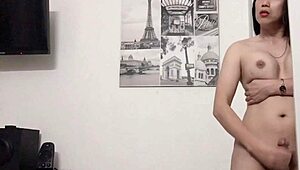 big boobs ladyboy play her cock while exercise?