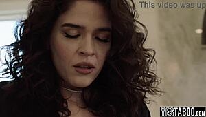 hey big ass latina milf called me over to fix her laptop and got rough hardcore doggystyle