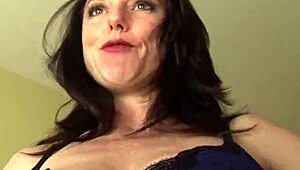 Mature brunette seeks young hard cocks for blowjob