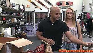 i spied on this amateur blowjob before doggystyle in the shop