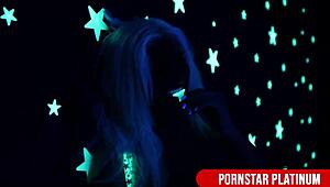 Blonde hoe leya falcon meets mocha stud rob piper