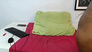 Imagine Fucking Those Big Pussy Lips On Curvy Ebony Babe