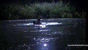 साबाइन पेट्जल, रेट्रो स्टाइल में हॉट हैंडजॉब देना चाहती हो?