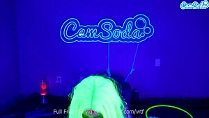 Watch Jewelz Blu masturbate with dildo on webcam?