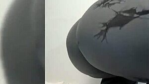 Milf stepmom cleans while shaking her huge ass in yoga pants