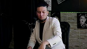 Massage Therapist Explains Female Body Knowledge