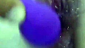 i got hot vidz of my naked exwife she wuz a hotwife how nise to fuck her agin