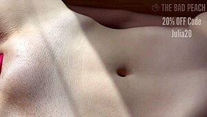 Milf's swollen pussy climaxes in cumclinic?