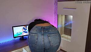 Bikini try-on haul with pawg teen showing fat ass in bath