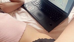 मैं बाथरूम में मस्तरबेट कर रहा हूं इससे पहले बाहर जाकर फक करने के लिए?