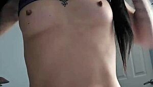 Belle Petite Emy Angel Is So Sexy!