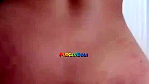 मेरी क्यूनाडिटा रियल एमेच्योर होममेड बेंगिंग में अंदर फिनिश करने के लिए व्हिस्पर करती है