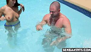 Lizz Tayler Gets Pussy Smashed