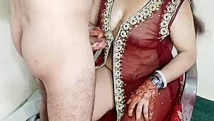 धोती में तलवार डालकर मुस्लिम भाभी की बड़ी गांड कुर्सी पर चोदी