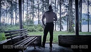 Wanna know how I fucked a vampire outdoors?