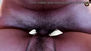 अमेचर मिल्फ घर पर जोर से फक हुई