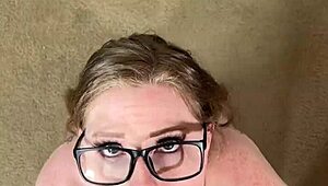 Lexi swallows bbc cum in homemade blowjob