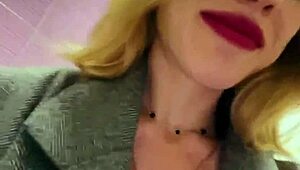 Malls Are The Hottest Spot For Unexpected Fun, Aren't They?