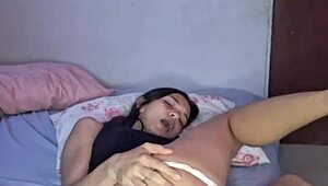 I cheat on my cuckold husband with old brazilian amateurs