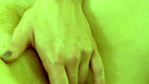 i'm a petite teen giving a professional massagin to a sexy redhead milf