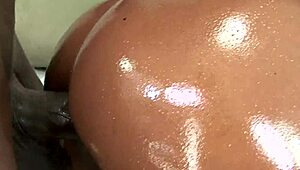 beauty black milf ms platinum drilled hard by byron long
