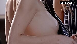 सब्रिस, ज़ेज़ी, और टिफनी सेक्सी लेस्बियन ब्रेकफास्ट ट्रियो शेयर करती हैं सेन्सुअल हंगेरियन स्टाइल में