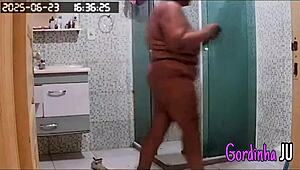 i caught my stepmom with big tits tidying up