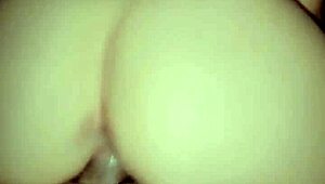 My hot hermanastra teases with her stunning culo, making sensual moves that drive me wild