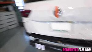 Step daughter stuck with step dad for hardcore action ugh 😓