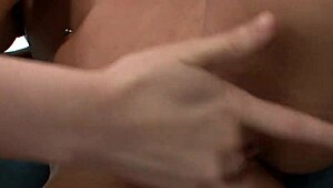 Lesbian Orgasm XXX with Rough Wet Pussy Licking in Girl-on-Girl Action