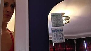 यार, मैं हॉट लेस्बियंस और बॉन्डेज प्ले में इतना इन है, समझा?