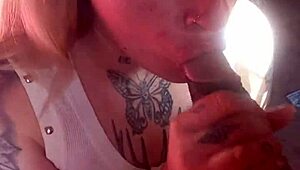 Morning craving, she begs for cum in mouth