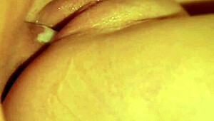 Ele encheu minha buceta gorda de leite, he filled my fat pussy with cum in rough clothes ripped creampie amateurs?