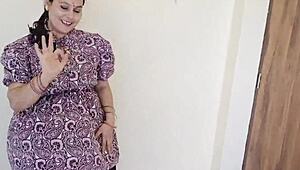 भारतीय सौतेली माँ को सौतेले बेटे ने एक्सीडेंटली चोदा, सेक्स