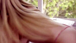 i'm lilly bell and lily larimar, we'er licking each other's pussies so good