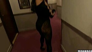 Super Hot Italian Latina Pornstar Gets Roughly Fucked In Anal By Monster Cock Amateur, Squirting Everywhere