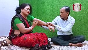 हॉर्नी सविता भाभी, वेट पसी मफ डाइविंग और सेक्स में एंगेज