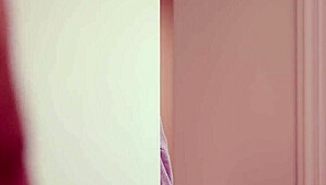 Skinny teen 18+ Alba Lala gets her tight asshole gaped in 4K.