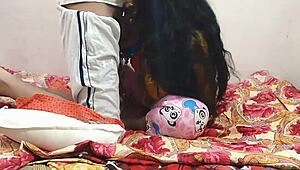 भारतीय देसी गर्लफ्रेंड होटल में आउटडोर क्रीमपाई सेक्स