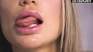 ओएमजी, मोनिका फॉक्स, वो स्क्वर्टिंग मिल्फ, इतना डर्टी ऐनल पाउंडिंग लेती... अनरियल!