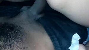 Enfermera de buen culo cabalgando con pantis buena pene sin cortar