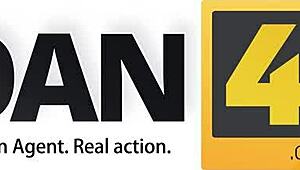 Seductive Liza tastes the loan agent's dick in his office