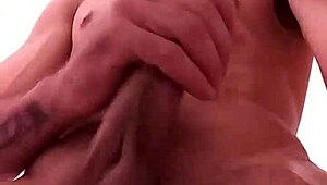 i'm cummin' with my big dik solo