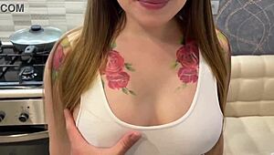 रशियन होममेड पॉर्न में कपल की कच्ची पैशन, बातें असली प्लॉट जोड़ती हैं